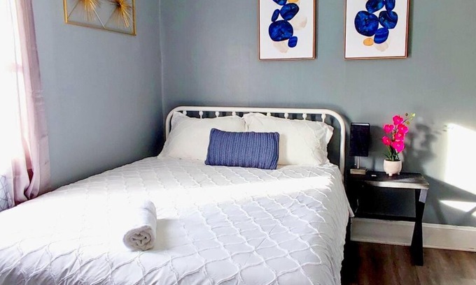 Near Eastside Apartamento | Entire Studio Apartment #2/Minutes to Downtown Indianapolis