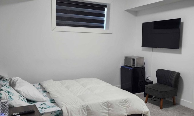 Northeast Edmonton Casa | Entire Suite in Edmonton, Canada