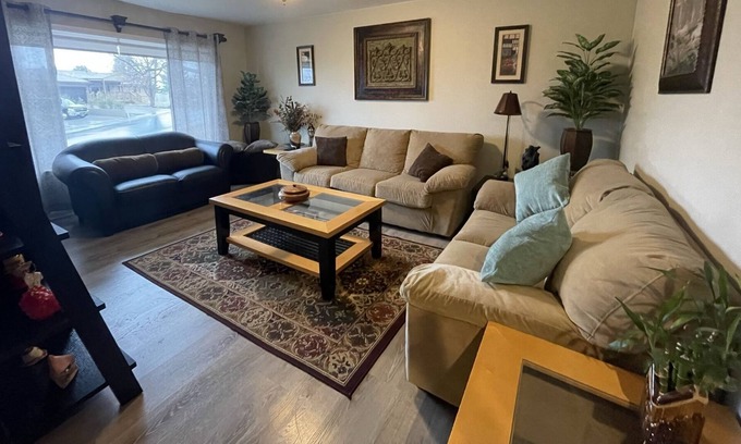 Green Mountain Casa | Entire top floor near Red Rocks amphitheater