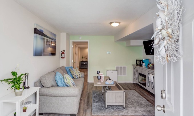 Five Forks Apartamento | Entire UPSCALE Rental Unit Lilburn Quiet Basement