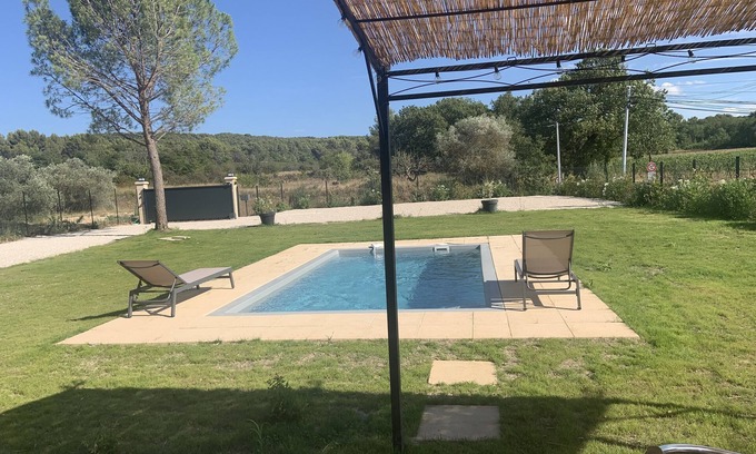 Pernes-les-Fontaines Casa | Entire villa in quiet, not overlooked location