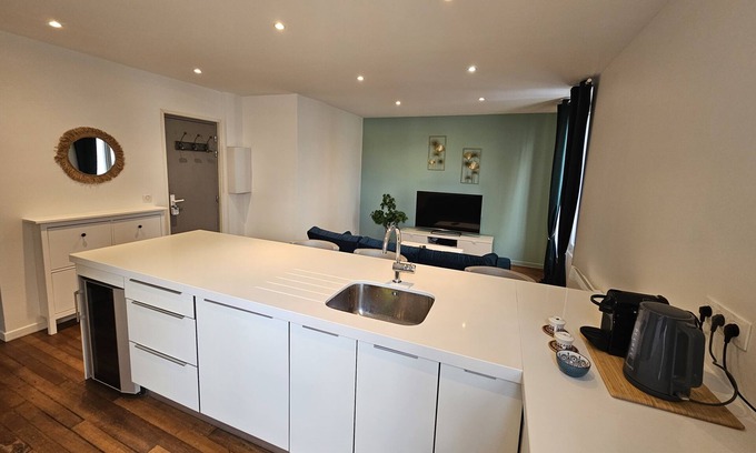 Le Perreux-sur-Marne Apartamento | Entre Disneyland et Paris ! Appartement Cosy en Plein Centre Ville !