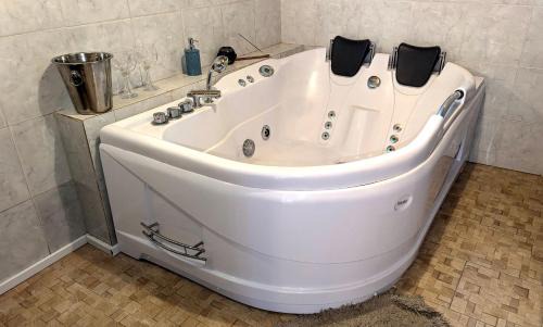 Marindia Apartamento | Entre naturaleza a 1 cuadra de la playa/Jacuzzi