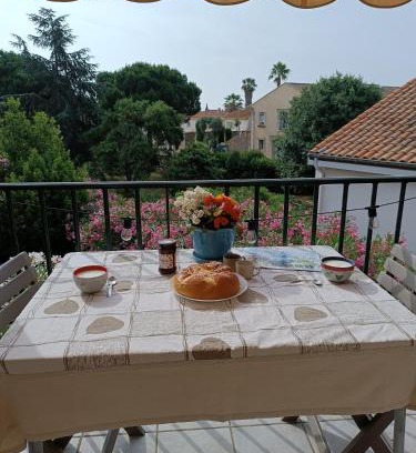 Villeneuve-les-Beziers Apartamento | Entre Terre et Mer