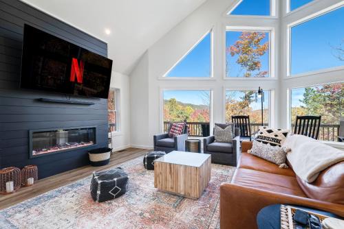 McGaheysville Casa | Epic Mtn Views I Luxe 5br Alpine Escape