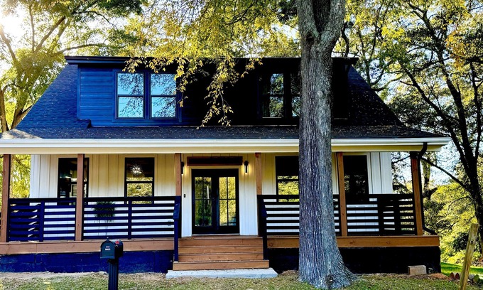 Covington Casa | Retiro Epico en Mystic Falls