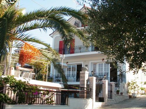 Vathy Apartamento | Epicharis Studios