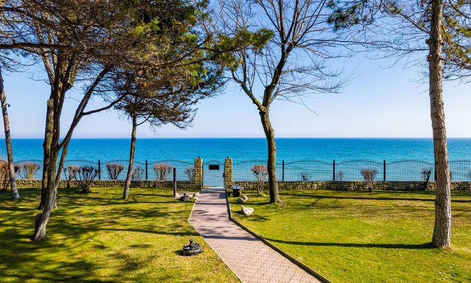 Neptun Apartamento | Epico Seafront & Garden Apartments