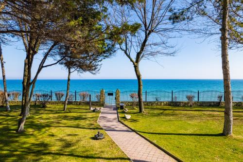 Neptun Casa | Epico Seafront & Garden Apartments