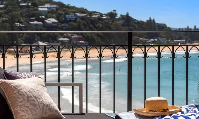 Palm Beach Hotel | EPIPHANY PALM BEACH - Palm Beach, NSW