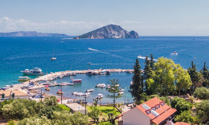 Limni Keri Casa | Eptanisos Beachfront Suites Zante