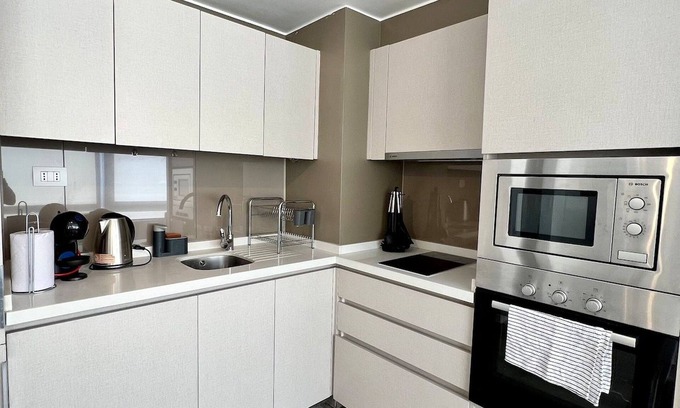 Apoquindo Apartamento | Equipado Estudio en Los Dominicos