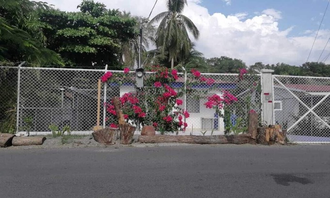 Caldera Casa | Casa de playa equipada en Mata de Limón, Caldera, Puntarenas