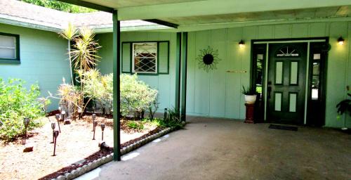 Orient Park Cama Y Desayuno | Eric and Nancy's Boutique Bed and Breakfast