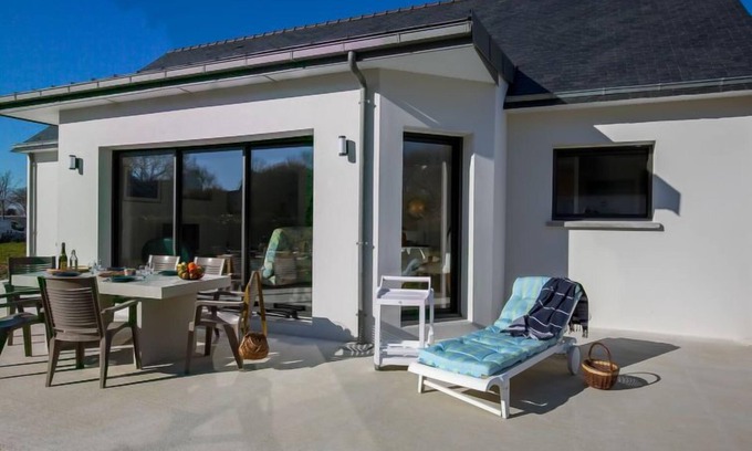 Beg-Meil Casa | Ericaro by Interhome