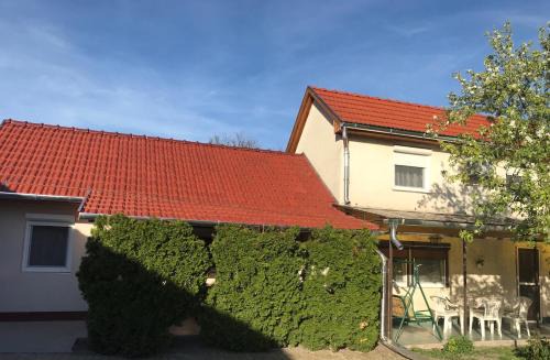 Poroszlo Apartamento | Erika-Vendégház