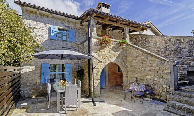 Heki Casa | Erisa in Trošti (Haus für 6 Personen)