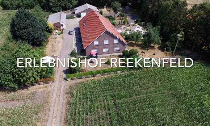 Reekenfeld Otro | Erlebnishof Reekenfeld Wohnmobilstellplatz