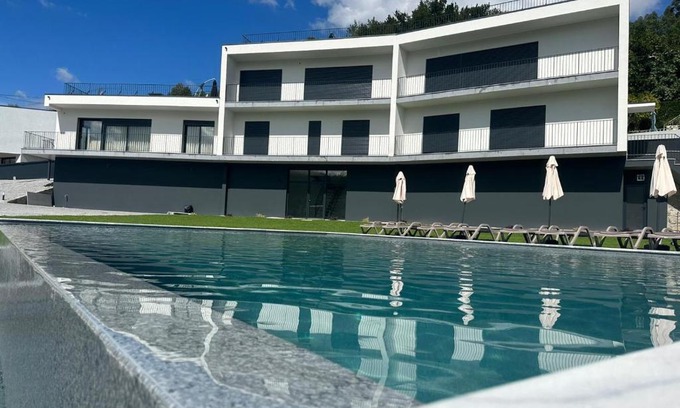 Guilhofrei Casa | Ermal Terrace
