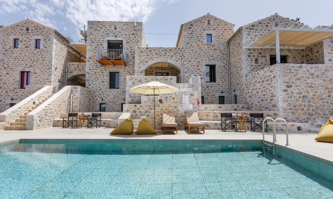 Limeni Casa | ERMIS-APEA Villas