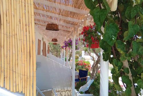 Milos Casa | Errika's Sweet Home