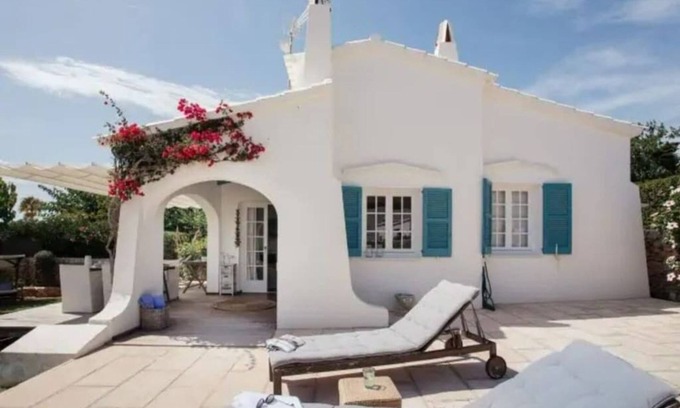 Sant Lluis Casa | ES CHALET DE BINISAFUA, A 40 METROS DEL MAR