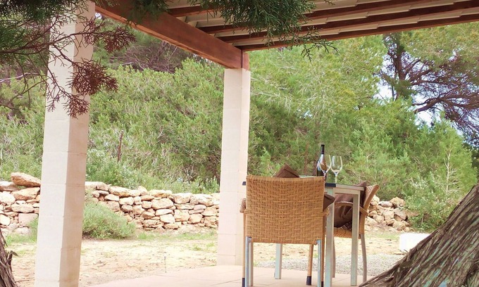 Es Pujols Cabaña | Casita Yolanda, ideal parejas. A 1,5 km de playas de Es Pujols.