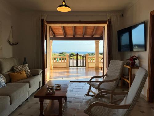 Sa Rapita Casa | "Es Vell Marí" Casa en primera línea con vistas al mar, parking privado y WiFi