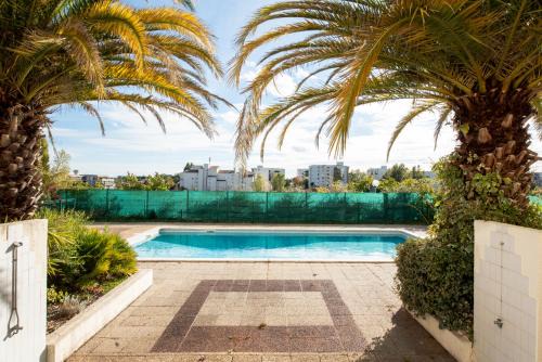 Merignac Apartamento | Escapade Bordeaux, tram et supermarché au pied