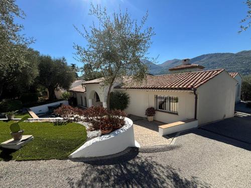 Saint-Martin-du-Var Apartamento | Escapade entre Mer et Montagnes