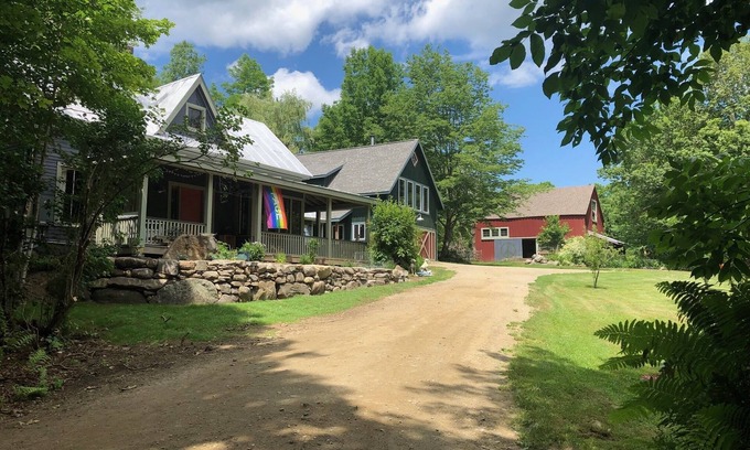 Farmington Cabaña | Espaciosa, tranquila casa de transporte en el oeste de Maine colinas. Situado en un 15