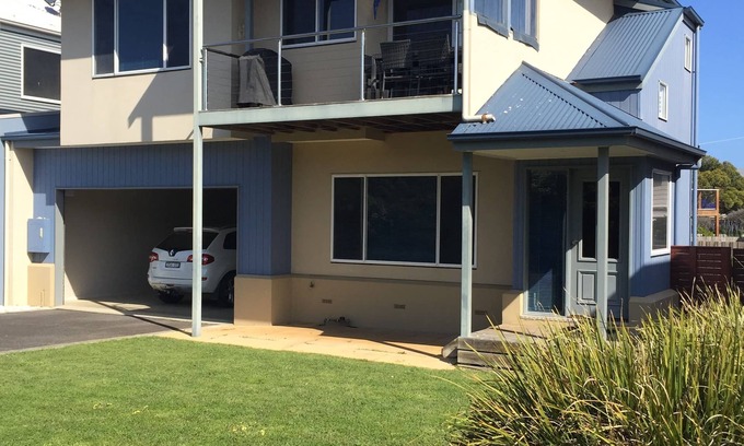 Smiths Beach Casa | Escape @ EIGHT - Playa Smiths