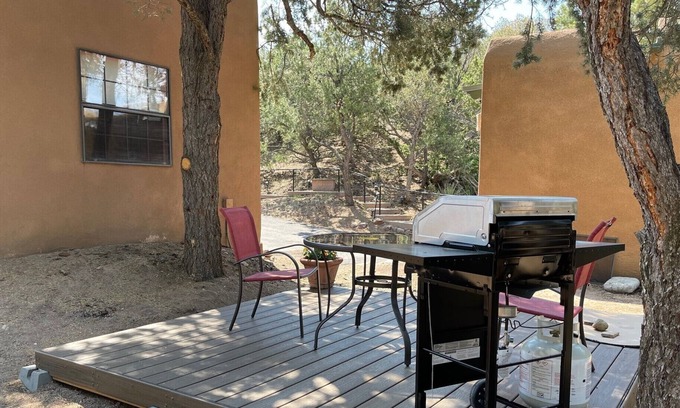 Northeast Santa Fe Cabaña | Your own cabin, nestled in trees, walk to the plaza, safe, quiet and beautiful