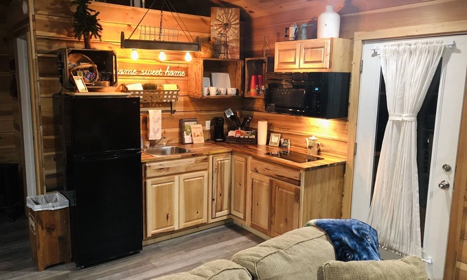 Thorn Hill Cabina | Escape life’s busyness at Bear in Mind cabin