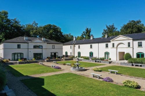 Enniskillen Casa | Escape Ordinary at Castle Hume No 4
