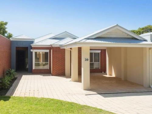 Broadwater Villa | Escape to 39 at Cape View