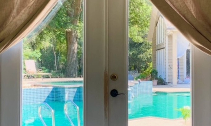 Sorrento Cabaña | Escape to a 3 Day Digital Detox Cottage at a Boutique Wellness Horse Ranch!