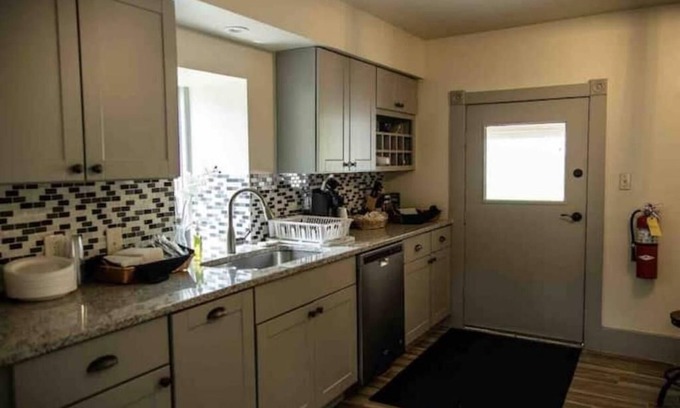 Zionhill Casa | Escape to Center Valley's 3-bedroom vacation home, 13 min to Dorney Park