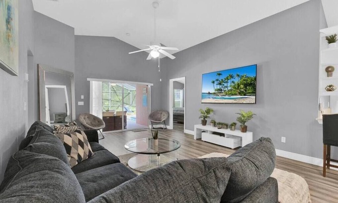 Sandy Ridge Casa | Escape to Coral Bliss~5BR Pool