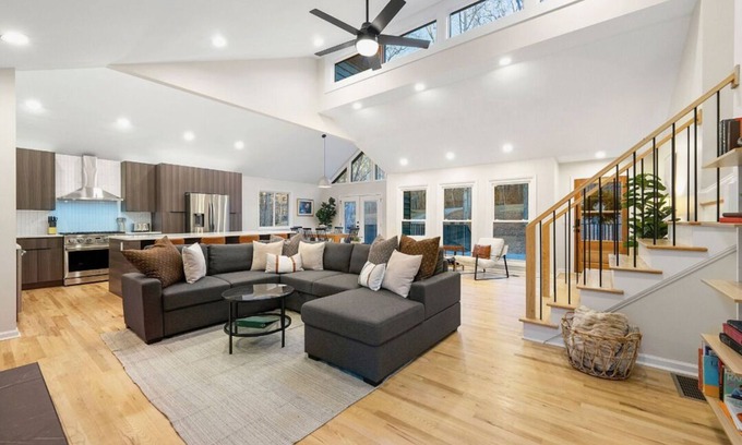 Woodstock Casa | Escape to Forest Lake Retreat on Lake Allatoona near Lake Point Sports Complex