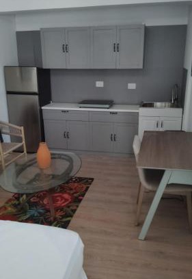 Hallandale Beach Casa | Escape to our Charming Beach Cottage,