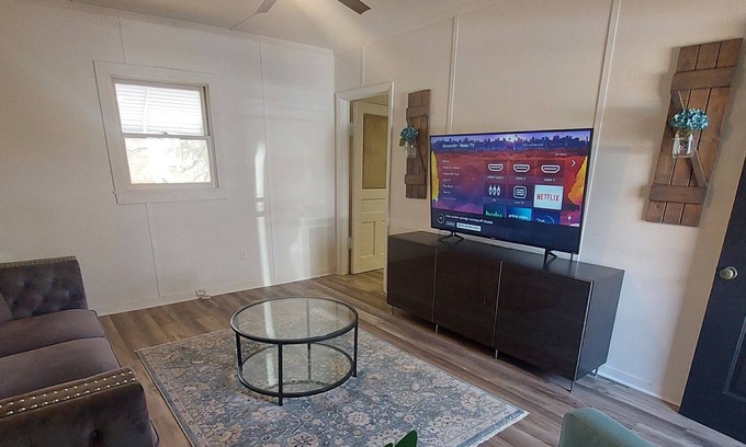 Duncan Casa | Escape to our newly renovated guest house in Duncan, SC! Enjoy a serene location