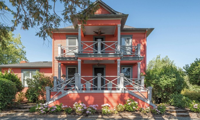 Graton Casa | Escape a Spirit Hill Farm