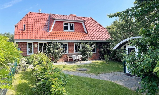 Emmelsbuell-Horsbuell Casa | Escape to Tranquility: Your Ideal Retreat at Ferienhaus Benninghusum