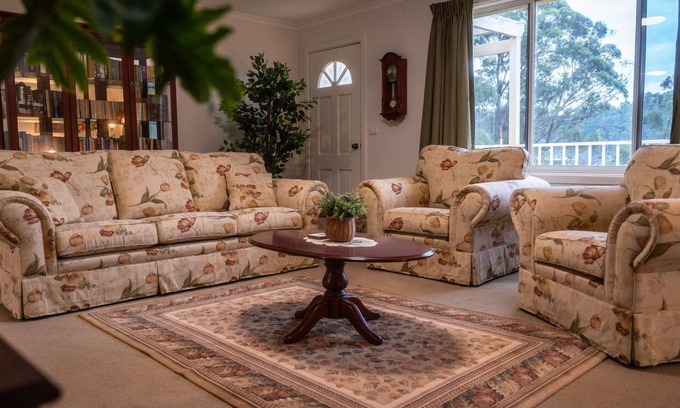Greigs Flat Casa | Escape to the Country at Riverstay