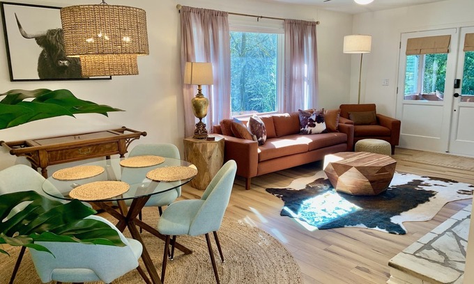 Marshall Casa | Escape to the serene beauty of Western North Carolina nestled on 40 acres of tranquility!