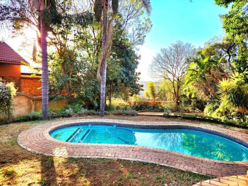 Waterkloof Glen Casa | Escape
