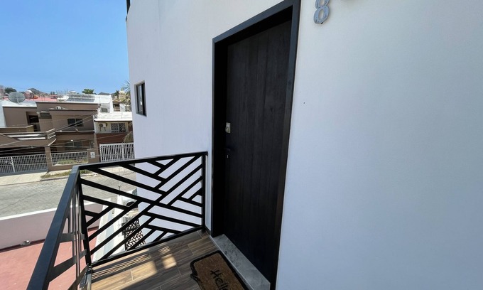 La Gloria Apartamento | Escondido Blue