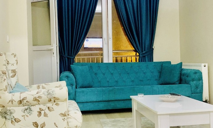 Esenyurt Casa | Esenyurt Meydanda 2+1 Balkonlu Daire (No:3)