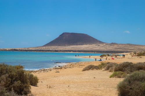 Caleta de Sebo Casa | Eslanzarote El Ancla House, wifi, Sea views